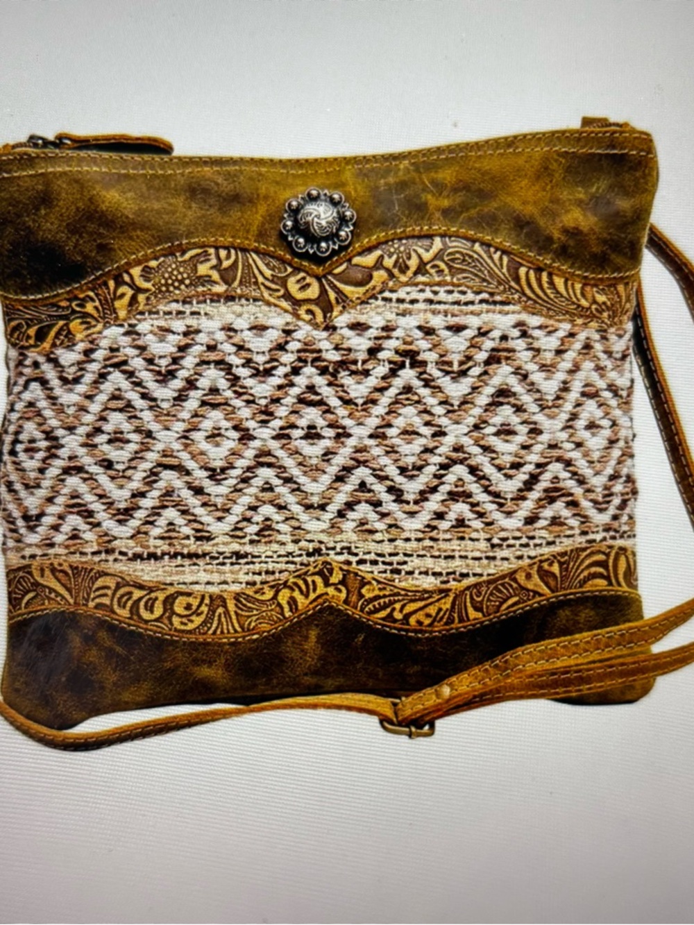 Myra Bag Razia Crossbody Bag
